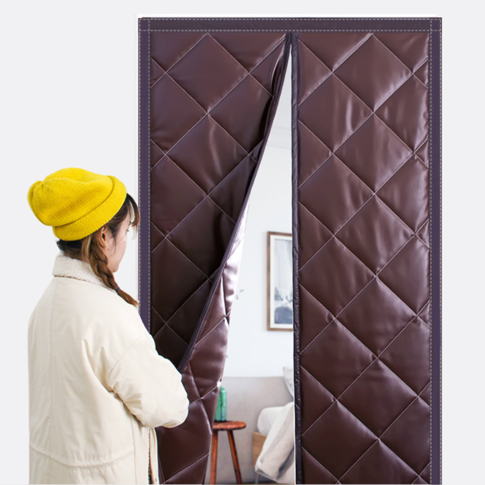 Magnetic Thermal Winter Door Curtain – Superior Insulation and Draft Blocking