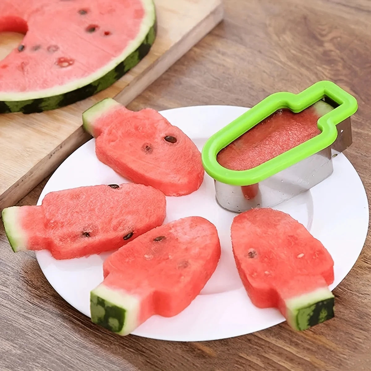 FURLLO 1pc Stainless Steel Watermelon Slicer and Popsicle Mold - Fun and Simple Fruit Cutter for Young People,Green Handle,Manual opera