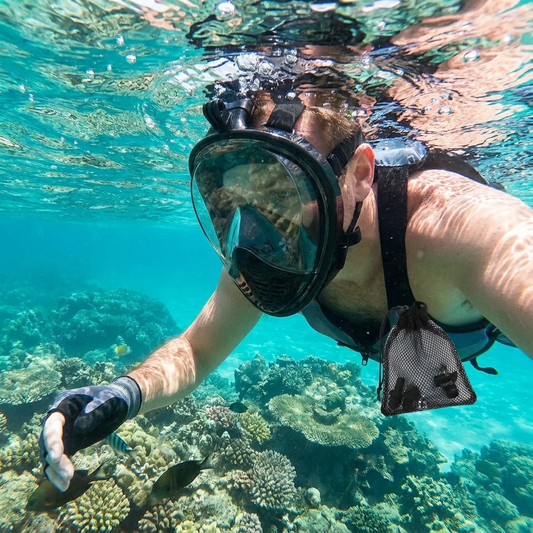 Full Face Scuba Diving Mask lifestyle