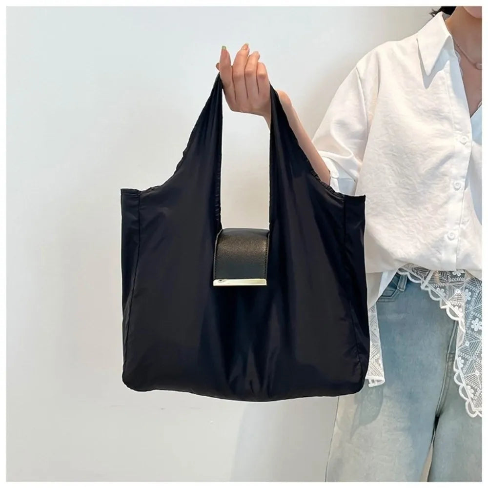 Compact Keychain Foldable Tote Bag — Ultra-Portable Mini Tote for On-the-Go