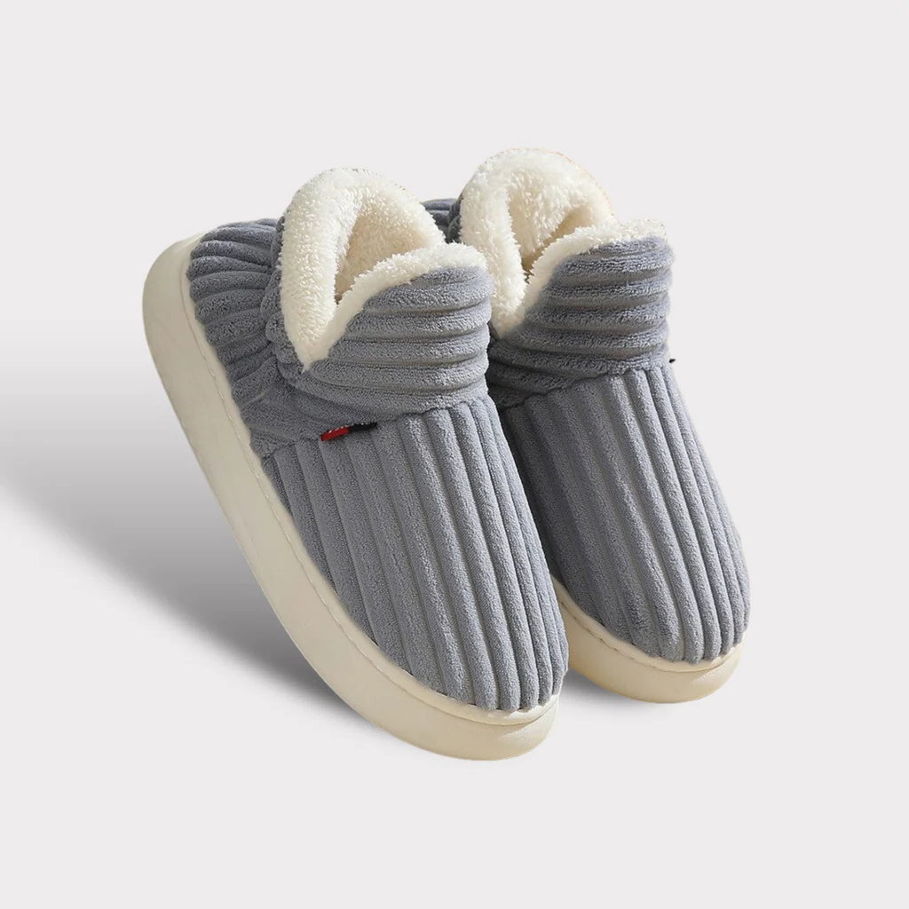 Boutique warm slippers