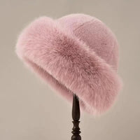 Women’s Plush Winter Bucket Hat